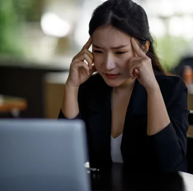 webp-strees-headach-2083271839